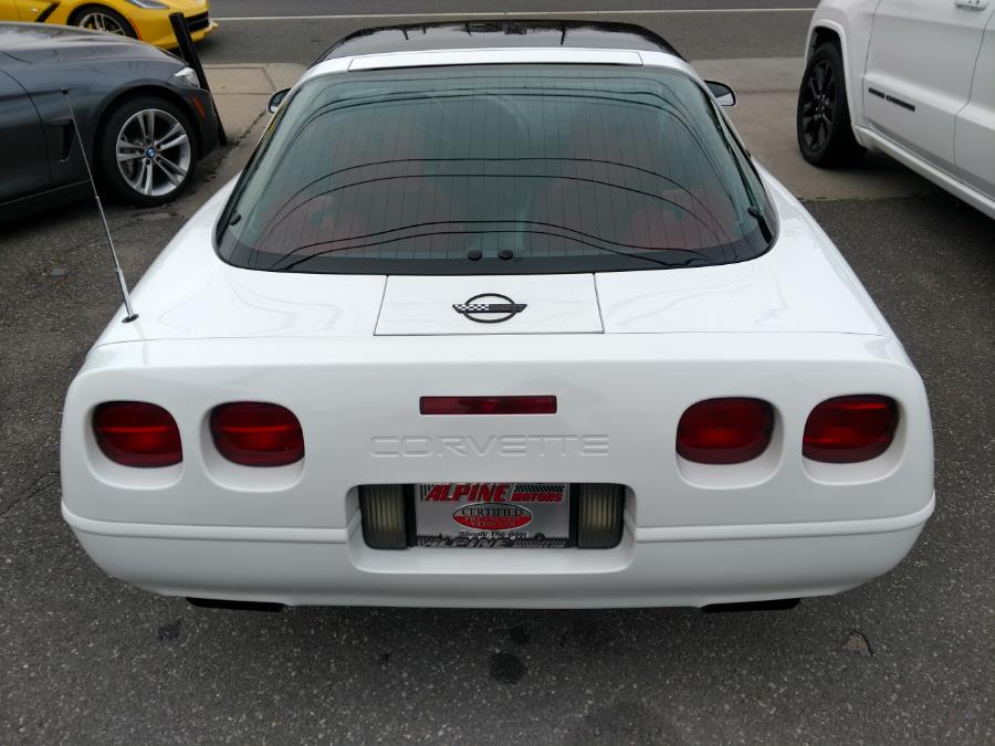 Used Chevrolet Corvette 2dr Coupe Hatchback 1992 | Alpine Motors Inc. Wantagh, New York Used Chevrolet Corvette 2dr Coupe Hatchback 1992 | Alpine Motors Inc. Wantagh, New York