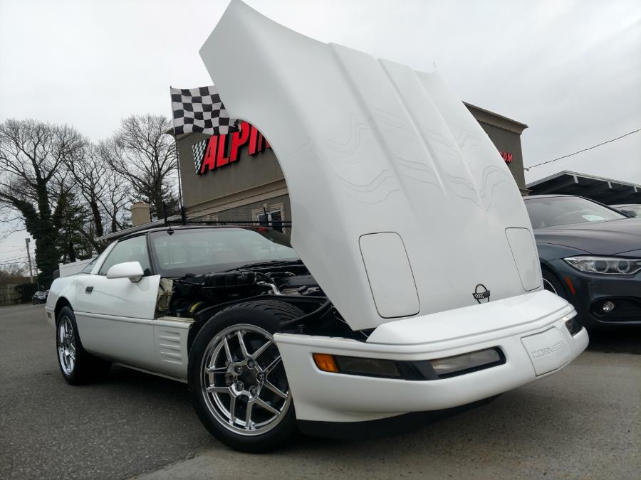Used Chevrolet Corvette 2dr Coupe Hatchback 1992 | Alpine Motors Inc. Wantagh, New York Used Chevrolet Corvette 2dr Coupe Hatchback 1992 | Alpine Motors Inc. Wantagh, New York