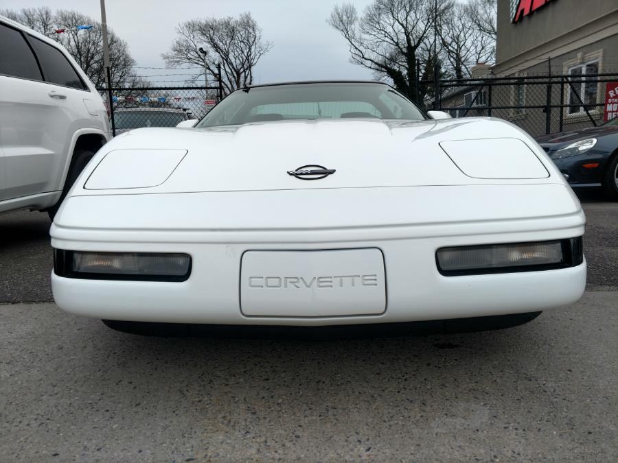 Used Chevrolet Corvette 2dr Coupe Hatchback 1992 | Alpine Motors Inc. Wantagh, New York Used Chevrolet Corvette 2dr Coupe Hatchback 1992 | Alpine Motors Inc. Wantagh, New York