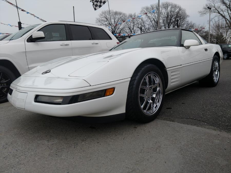 Used Chevrolet Corvette 2dr Coupe Hatchback 1992 | Alpine Motors Inc. Wantagh, New York Used Chevrolet Corvette 2dr Coupe Hatchback 1992 | Alpine Motors Inc. Wantagh, New York