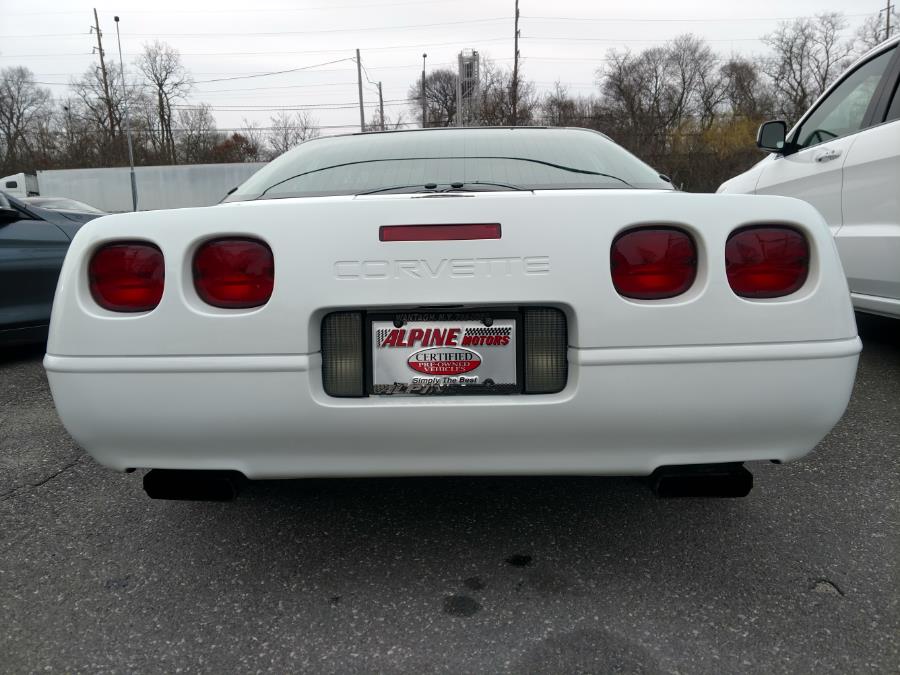 Used Chevrolet Corvette 2dr Coupe Hatchback 1992 | Alpine Motors Inc. Wantagh, New York Used Chevrolet Corvette 2dr Coupe Hatchback 1992 | Alpine Motors Inc. Wantagh, New York