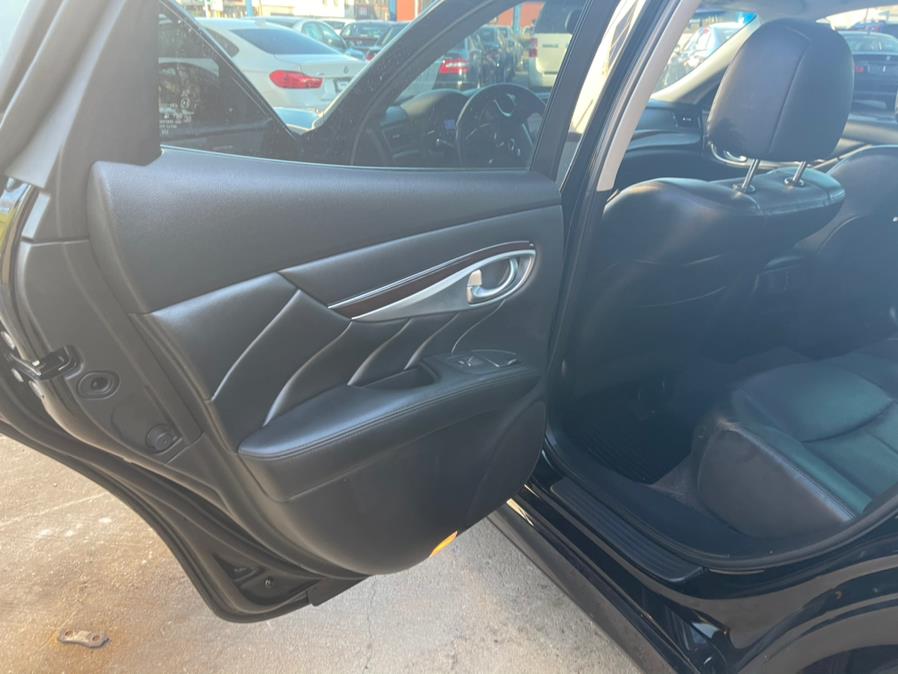 2015 INFINITI Q70 4dr Sdn V6 AWD, available for sale in Brooklyn, New York | Brooklyn Auto Mall LLC. Brooklyn, New York 2015 INFINITI Q70 4dr Sdn V6 AWD, available for sale in Brooklyn, New York | Brooklyn Auto Mall LLC. Brooklyn, New York