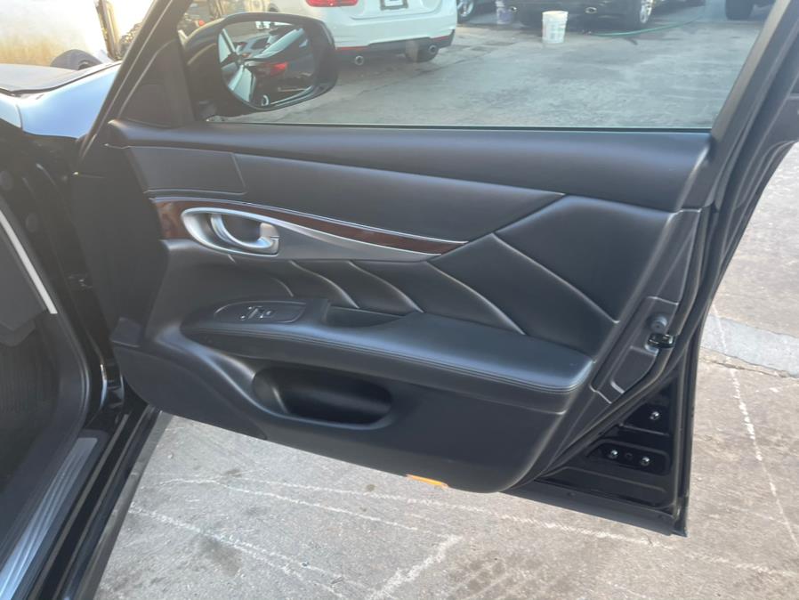 2015 INFINITI Q70 4dr Sdn V6 AWD, available for sale in Brooklyn, New York | Brooklyn Auto Mall LLC. Brooklyn, New York 2015 INFINITI Q70 4dr Sdn V6 AWD, available for sale in Brooklyn, New York | Brooklyn Auto Mall LLC. Brooklyn, New York