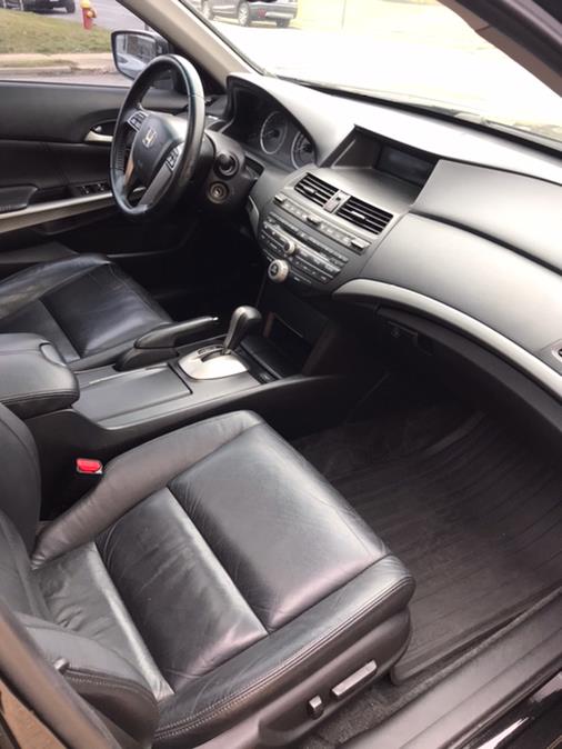 Used Honda Accord Sdn 4dr V6 Auto EX-L 2009 | CarMart Auto Services. Farmingdale, New York Used Honda Accord Sdn 4dr V6 Auto EX-L 2009 | CarMart Auto Services. Farmingdale, New York