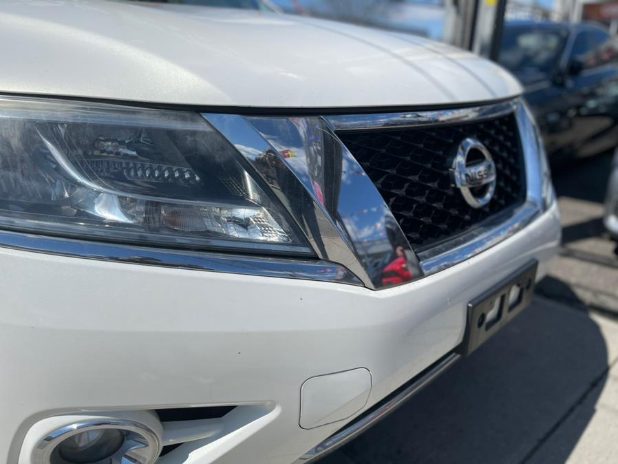 Used Nissan Pathfinder 4WD 4dr SV 2014 | NYC Automart Inc. Brooklyn, New York Used Nissan Pathfinder 4WD 4dr SV 2014 | NYC Automart Inc. Brooklyn, New York