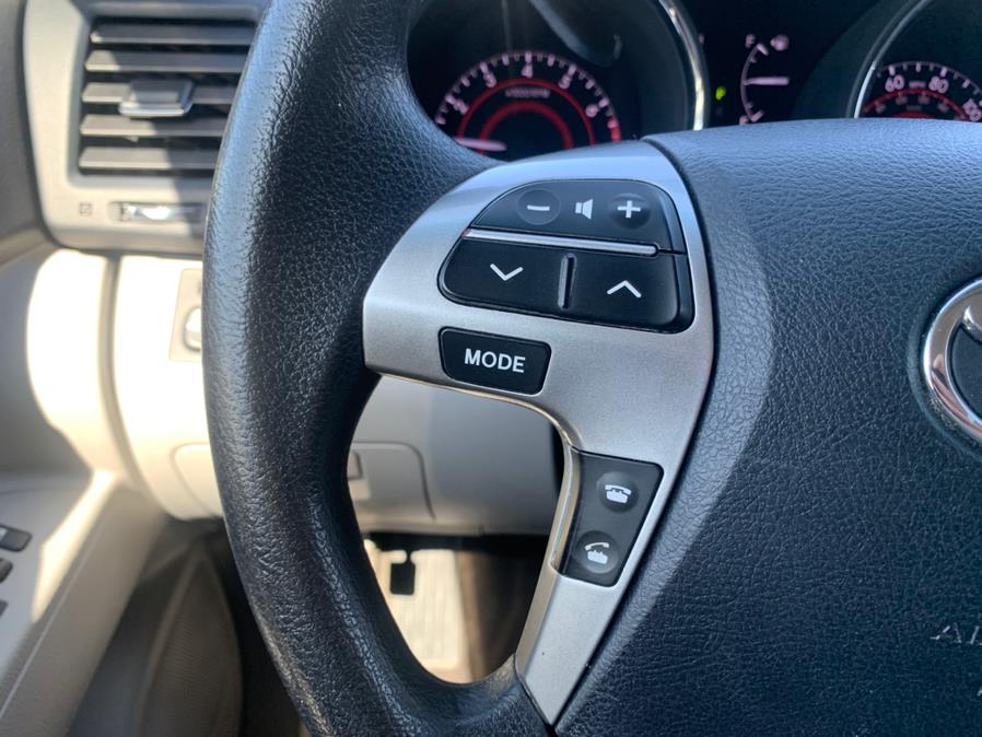 Used Toyota Highlander 4WD 4dr V6 (Natl) 2013 | Sunrise Auto Sales of Elmont. Elmont, New York Used Toyota Highlander 4WD 4dr V6 (Natl) 2013 | Sunrise Auto Sales of Elmont. Elmont, New York