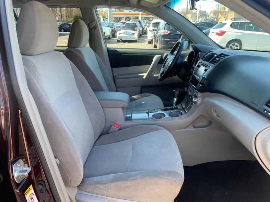 Used Toyota Highlander 4WD 4dr V6 (Natl) 2013 | Sunrise Auto Sales of Elmont. Elmont, New York Used Toyota Highlander 4WD 4dr V6 (Natl) 2013 | Sunrise Auto Sales of Elmont. Elmont, New York
