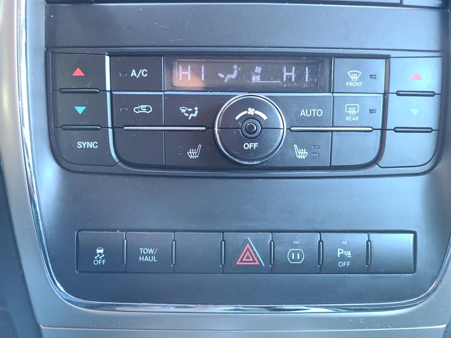 2012 Jeep Grand Cherokee 4WD 4dr Limited HEMI, available for sale in Waterbury, Connecticut | National Auto Brokers, Inc.. Waterbury, Connecticut 2012 Jeep Grand Cherokee 4WD 4dr Limited HEMI, available for sale in Waterbury, Connecticut | National Auto Brokers, Inc.. Waterbury, Connecticut
