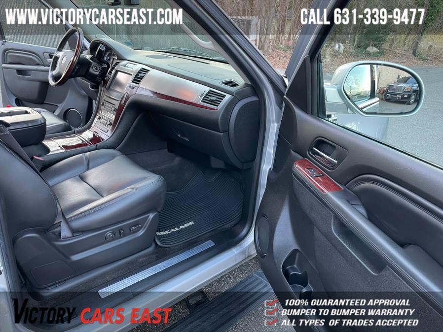 Used Cadillac Escalade AWD 4dr Luxury 2014 | Victory Cars East LLC. Huntington, New York Used Cadillac Escalade AWD 4dr Luxury 2014 | Victory Cars East LLC. Huntington, New York