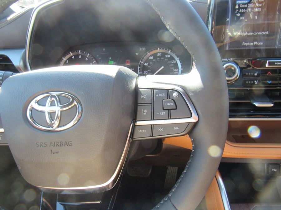 2021 Toyota Highlander Platinum, available for sale in Worcester, Massachusetts | Hilario's Auto Sales Inc.. Worcester, Massachusetts 2021 Toyota Highlander Platinum, available for sale in Worcester, Massachusetts | Hilario's Auto Sales Inc.. Worcester, Massachusetts