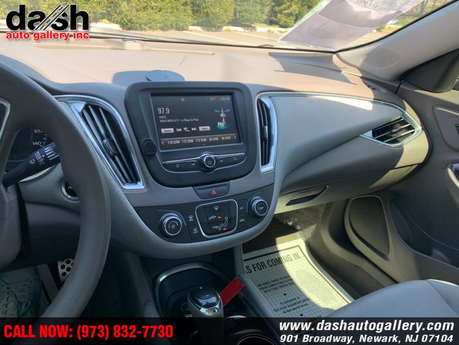 Used Chevrolet Malibu 4dr Sdn LT w/1LT 2016 | Dash Auto Gallery Inc.. Newark, New Jersey Used Chevrolet Malibu 4dr Sdn LT w/1LT 2016 | Dash Auto Gallery Inc.. Newark, New Jersey