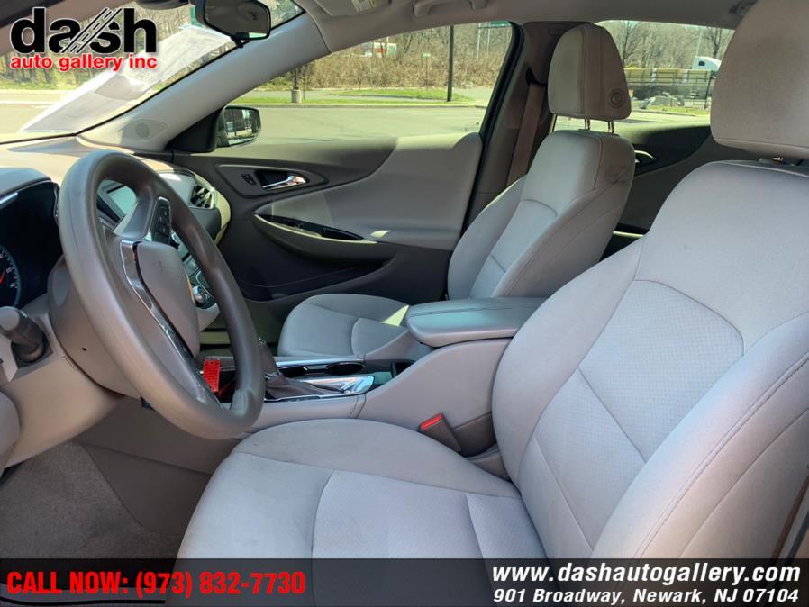 Used Chevrolet Malibu 4dr Sdn LT w/1LT 2016 | Dash Auto Gallery Inc.. Newark, New Jersey Used Chevrolet Malibu 4dr Sdn LT w/1LT 2016 | Dash Auto Gallery Inc.. Newark, New Jersey