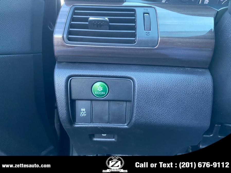 Used Honda Accord Sedan 4dr V6 Auto EX-L 2016 | Zettes Auto Mall. Jersey City, New Jersey Used Honda Accord Sedan 4dr V6 Auto EX-L 2016 | Zettes Auto Mall. Jersey City, New Jersey