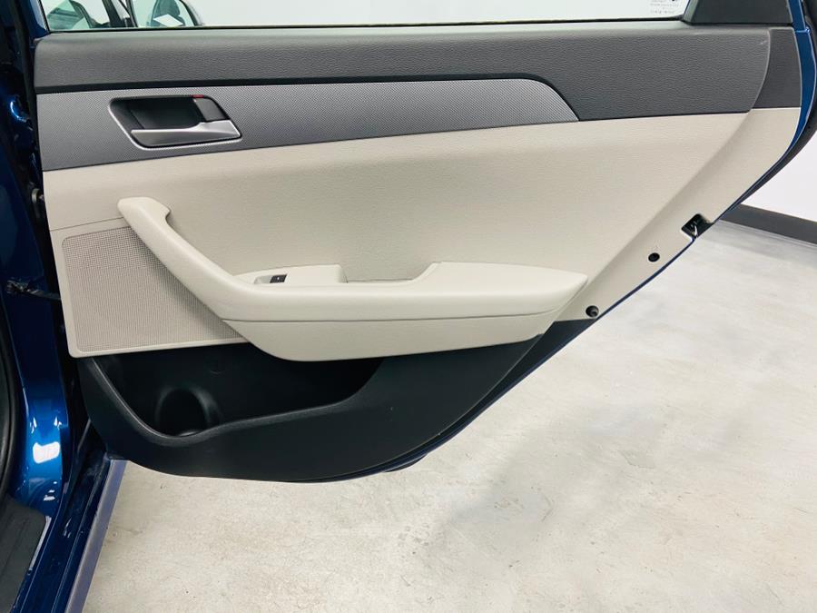 Used Hyundai Sonata SE 2.4L 2019 | East Coast Auto Group. Linden, New Jersey Used Hyundai Sonata SE 2.4L 2019 | East Coast Auto Group. Linden, New Jersey