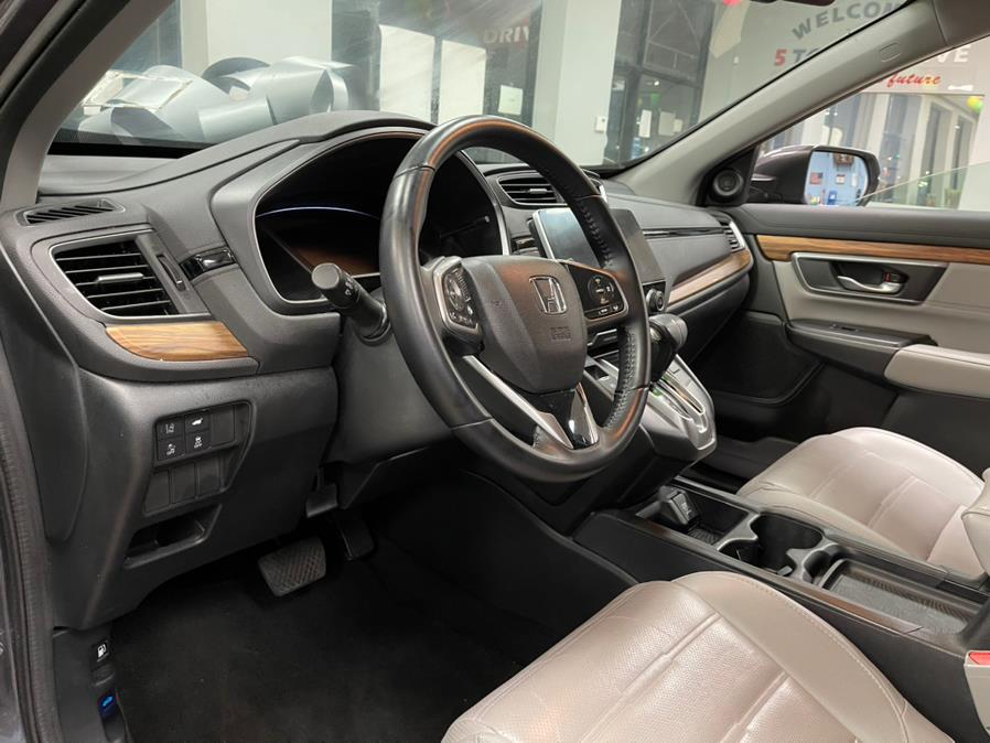 2017 Honda CR-V EX-L AWD w/Navi, available for sale in Inwood, New York | 5 Towns Drive. Inwood, New York 2017 Honda CR-V EX-L AWD w/Navi, available for sale in Inwood, New York | 5 Towns Drive. Inwood, New York