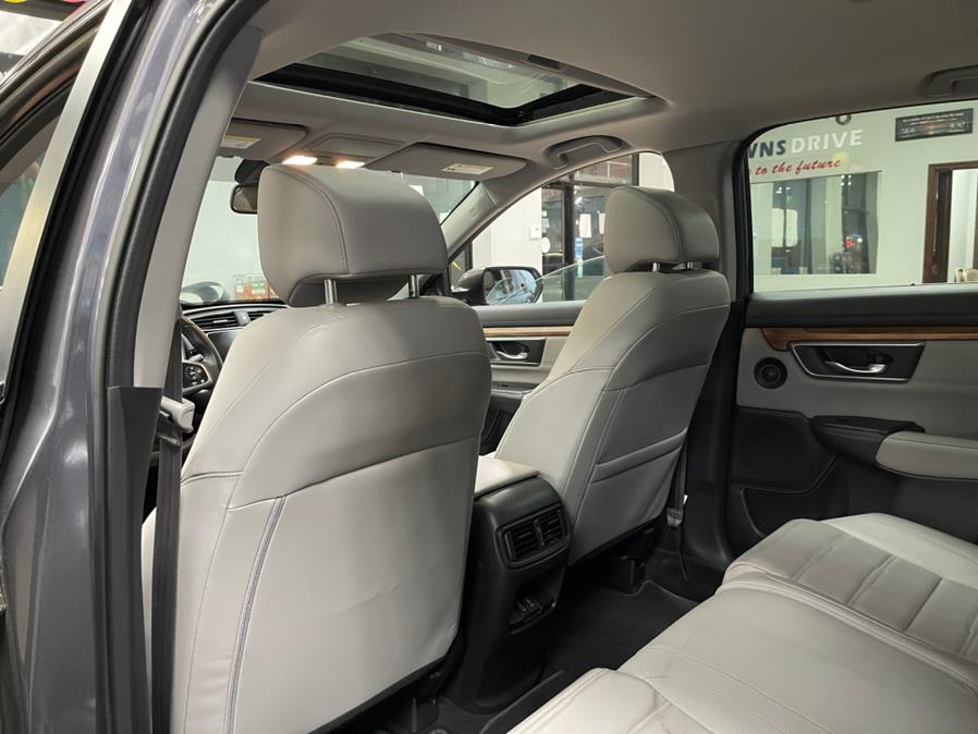 2017 Honda CR-V EX-L AWD w/Navi, available for sale in Inwood, New York | 5 Towns Drive. Inwood, New York 2017 Honda CR-V EX-L AWD w/Navi, available for sale in Inwood, New York | 5 Towns Drive. Inwood, New York
