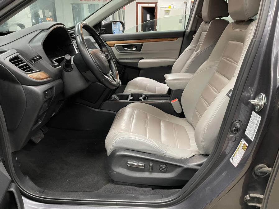 2017 Honda CR-V EX-L AWD w/Navi, available for sale in Inwood, New York | 5 Towns Drive. Inwood, New York 2017 Honda CR-V EX-L AWD w/Navi, available for sale in Inwood, New York | 5 Towns Drive. Inwood, New York