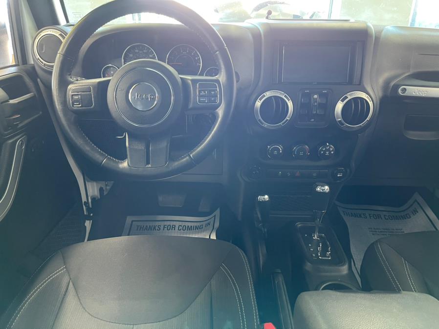 Used Jeep SAHARA Wrangler JK Unlimited Altitude 4x4 2018 | 5 Towns Drive. Inwood, New York Used Jeep SAHARA Wrangler JK Unlimited Altitude 4x4 2018 | 5 Towns Drive. Inwood, New York