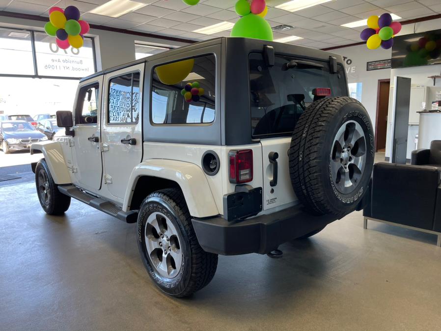 Used Jeep SAHARA Wrangler JK Unlimited Altitude 4x4 2018 | 5 Towns Drive. Inwood, New York Used Jeep SAHARA Wrangler JK Unlimited Altitude 4x4 2018 | 5 Towns Drive. Inwood, New York