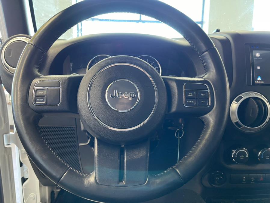 Used Jeep SAHARA Wrangler JK Unlimited Altitude 4x4 2018 | 5 Towns Drive. Inwood, New York Used Jeep SAHARA Wrangler JK Unlimited Altitude 4x4 2018 | 5 Towns Drive. Inwood, New York