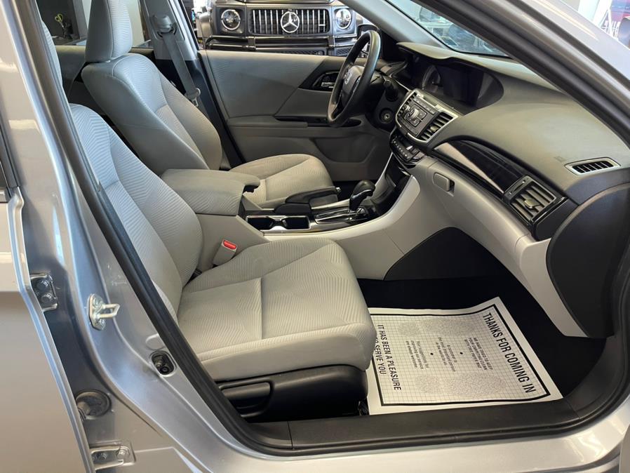 Used Honda Accord Sedan LX CVT 2017 | 5 Towns Drive. Inwood, New York Used Honda Accord Sedan LX CVT 2017 | 5 Towns Drive. Inwood, New York