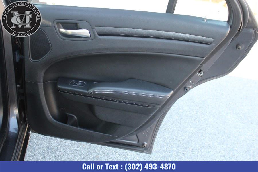 Used Chrysler 300 4dr Sdn 300S Alloy Edition AWD 2016 | Morsi Automotive Corp. New Castle, Delaware Used Chrysler 300 4dr Sdn 300S Alloy Edition AWD 2016 | Morsi Automotive Corp. New Castle, Delaware