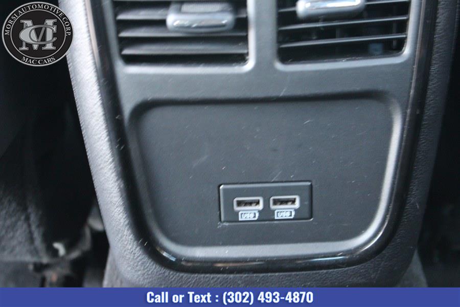 Used Chrysler 300 4dr Sdn 300S Alloy Edition AWD 2016 | Morsi Automotive Corp. New Castle, Delaware Used Chrysler 300 4dr Sdn 300S Alloy Edition AWD 2016 | Morsi Automotive Corp. New Castle, Delaware