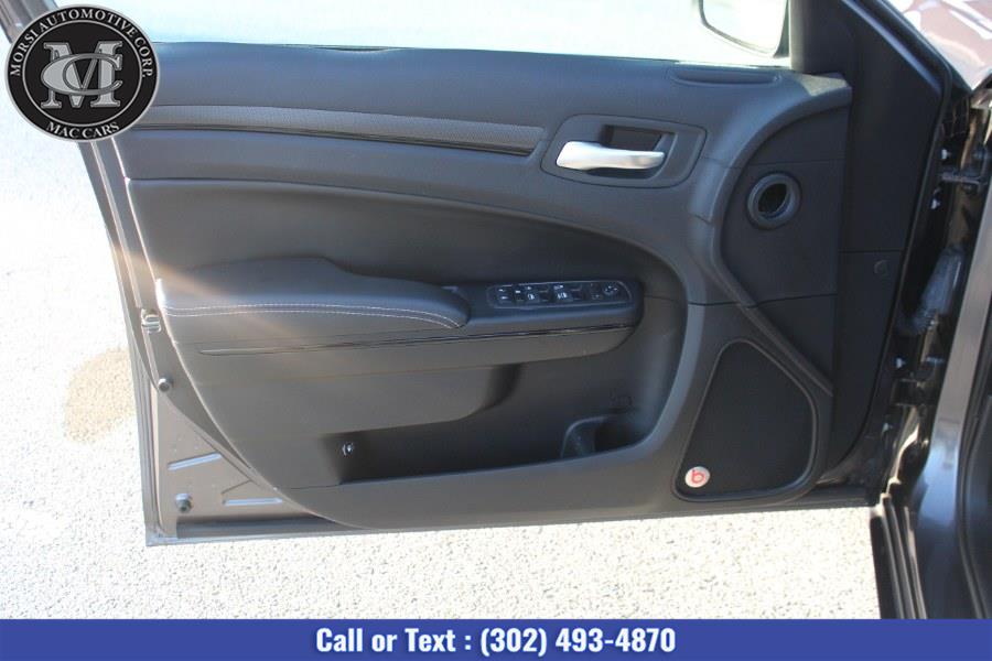Used Chrysler 300 4dr Sdn 300S Alloy Edition AWD 2016 | Morsi Automotive Corp. New Castle, Delaware Used Chrysler 300 4dr Sdn 300S Alloy Edition AWD 2016 | Morsi Automotive Corp. New Castle, Delaware