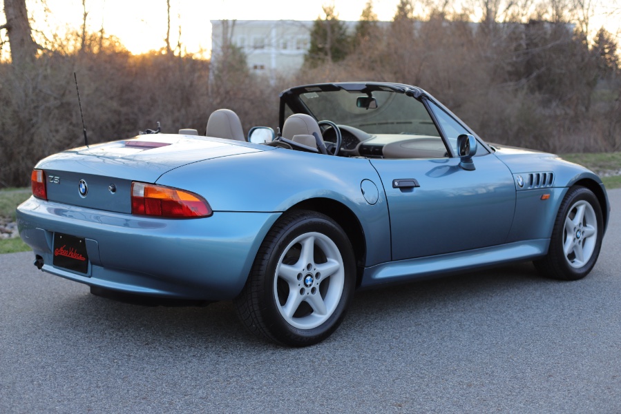 1997 BMW 3 Series Z3 2dr Roadster 2.8L, available for sale in North Salem, New York | Meccanic Shop North Inc. North Salem, New York 1997 BMW 3 Series Z3 2dr Roadster 2.8L, available for sale in North Salem, New York | Meccanic Shop North Inc. North Salem, New York