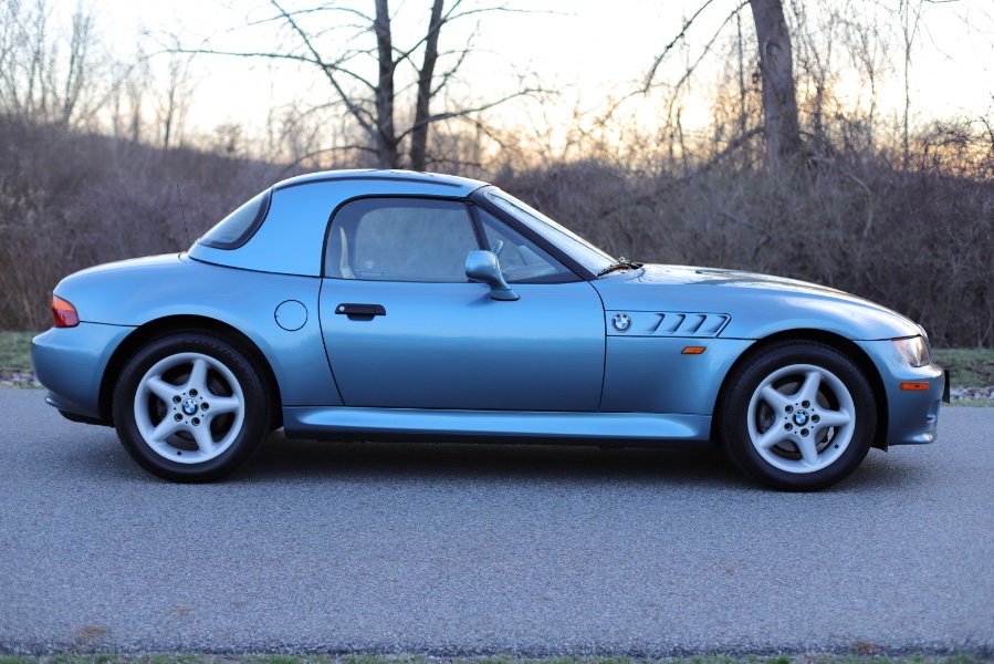 1997 BMW 3 Series Z3 2dr Roadster 2.8L, available for sale in North Salem, New York | Meccanic Shop North Inc. North Salem, New York 1997 BMW 3 Series Z3 2dr Roadster 2.8L, available for sale in North Salem, New York | Meccanic Shop North Inc. North Salem, New York