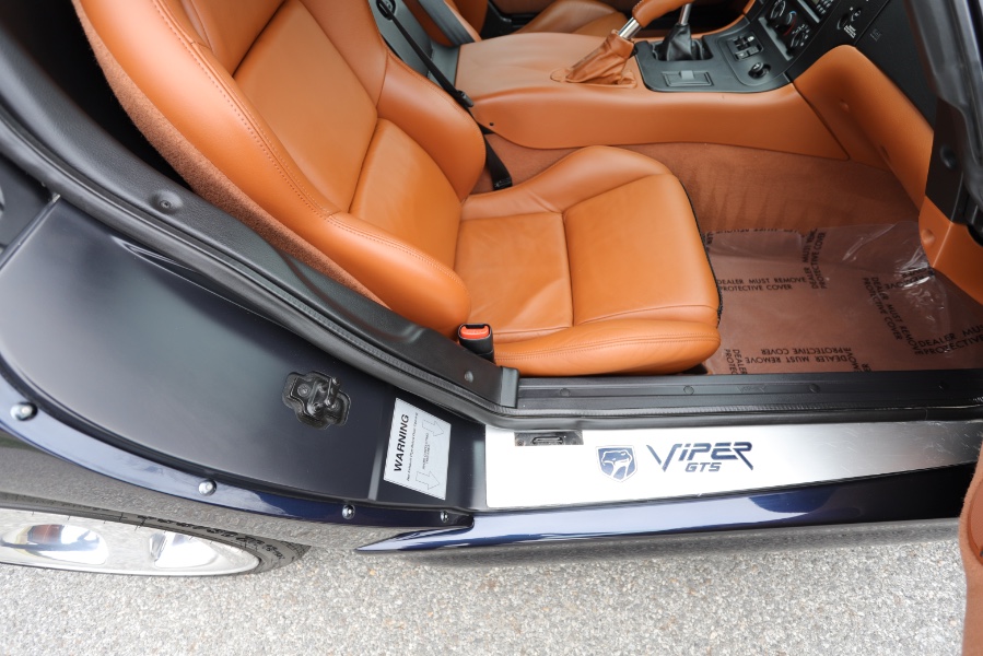 2001 Dodge Viper 2dr GTS Coupe, available for sale in North Salem, New York | Meccanic Shop North Inc. North Salem, New York 2001 Dodge Viper 2dr GTS Coupe, available for sale in North Salem, New York | Meccanic Shop North Inc. North Salem, New York