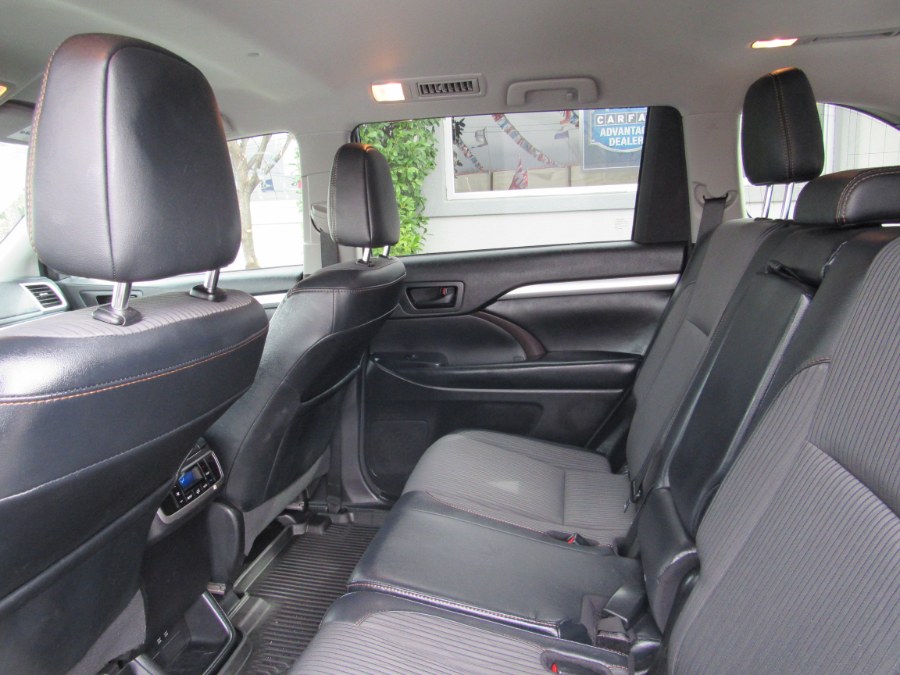 Used Toyota Highlander LE PLUS AWD 2018 | Road Masters II INC. Middle Village, New York Used Toyota Highlander LE PLUS AWD 2018 | Road Masters II INC. Middle Village, New York
