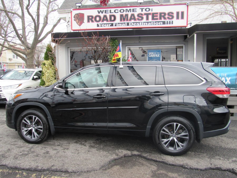 Used Toyota Highlander LE PLUS AWD 2018 | Road Masters II INC. Middle Village, New York Used Toyota Highlander LE PLUS AWD 2018 | Road Masters II INC. Middle Village, New York