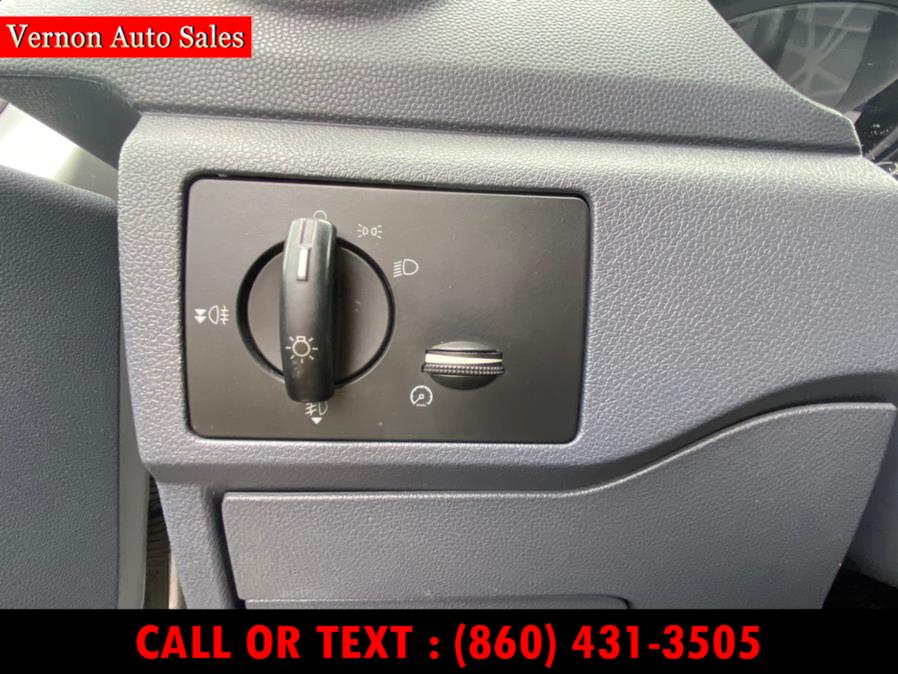 2013 Ford Transit Connect Wagon 4dr Wgn XLT, available for sale in Manchester, Connecticut | Vernon Auto Sale & Service. Manchester, Connecticut 2013 Ford Transit Connect Wagon 4dr Wgn XLT, available for sale in Manchester, Connecticut | Vernon Auto Sale & Service. Manchester, Connecticut