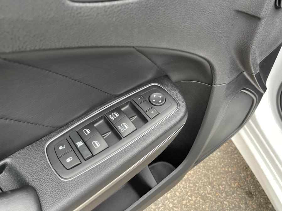 Used Dodge Charger 4dr Sdn SRT Hellcat RWD 2015 | Mike And Tony Auto Sales, Inc. South Windsor, Connecticut Used Dodge Charger 4dr Sdn SRT Hellcat RWD 2015 | Mike And Tony Auto Sales, Inc. South Windsor, Connecticut