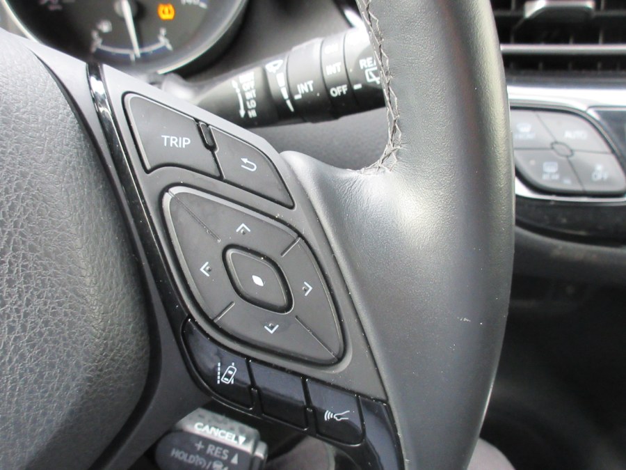 2018 Toyota C-HR XLE FWD (Natl), available for sale in Linden, New Jersey | Route 27 Auto Mall. Linden, New Jersey 2018 Toyota C-HR XLE FWD (Natl), available for sale in Linden, New Jersey | Route 27 Auto Mall. Linden, New Jersey