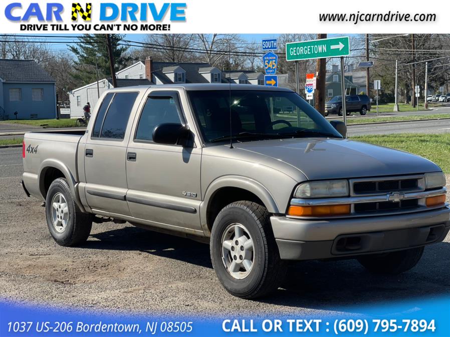 2003 Chevrolet S10 Pickup LS Crew Cab 4WD, available for sale in Burlington, New Jersey | Car N Drive. Burlington, New Jersey