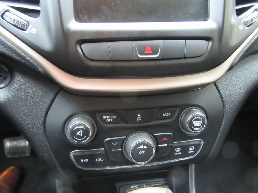 2014 Jeep Cherokee FWD 4dr Latitude Altitude, available for sale in Little Ferry, New Jersey | Royalty Auto Sales. Little Ferry, New Jersey 2014 Jeep Cherokee FWD 4dr Latitude Altitude, available for sale in Little Ferry, New Jersey | Royalty Auto Sales. Little Ferry, New Jersey