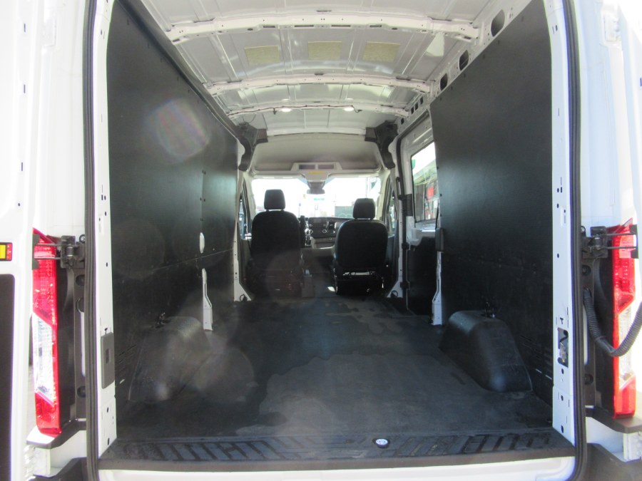 Used Ford Transit Cargo Van T-250 148" Med Rf 9070 GVWR RWD 2020 | Pepmore Auto Sales Inc.. Woodside, New York Used Ford Transit Cargo Van T-250 148" Med Rf 9070 GVWR RWD 2020 | Pepmore Auto Sales Inc.. Woodside, New York