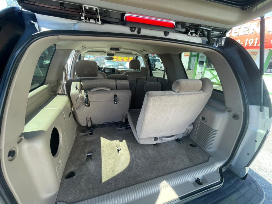 2005 GMC Yukon 4dr 1500 SLE, available for sale in Corona, California | Green Light Auto. Corona, California 2005 GMC Yukon 4dr 1500 SLE, available for sale in Corona, California | Green Light Auto. Corona, California