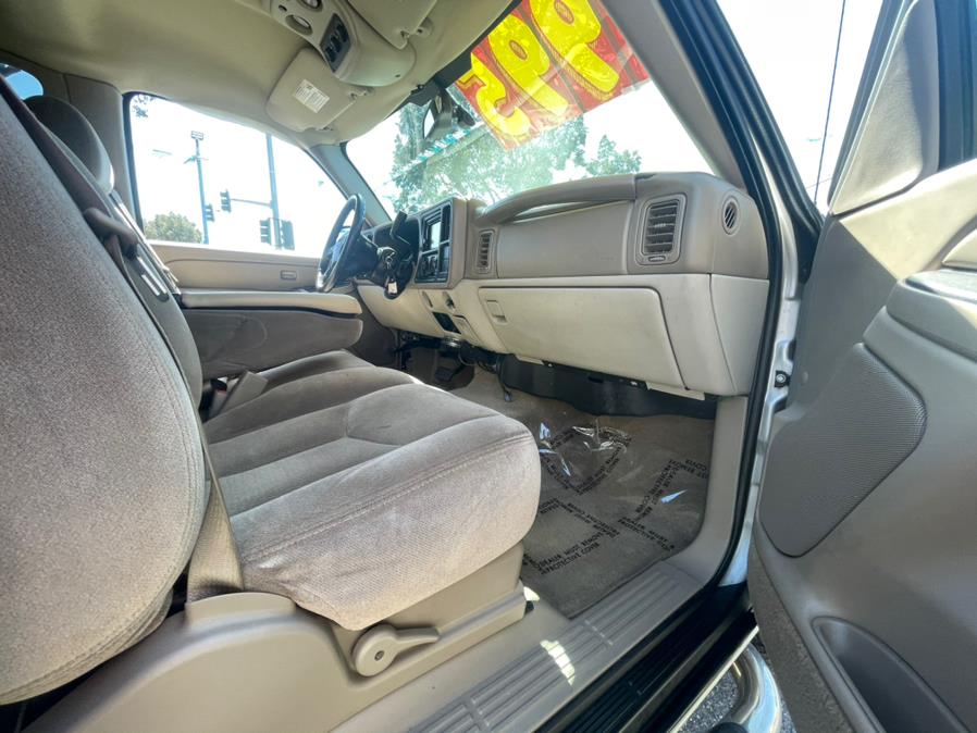 2005 GMC Yukon 4dr 1500 SLE, available for sale in Corona, California | Green Light Auto. Corona, California 2005 GMC Yukon 4dr 1500 SLE, available for sale in Corona, California | Green Light Auto. Corona, California