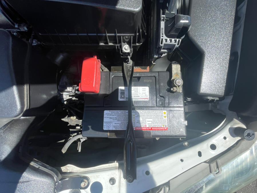 2009 Toyota Camry LE Sedan 4D, available for sale in Corona, California | Green Light Auto. Corona, California 2009 Toyota Camry LE Sedan 4D, available for sale in Corona, California | Green Light Auto. Corona, California