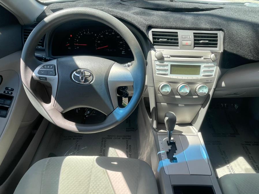 2009 Toyota Camry LE Sedan 4D, available for sale in Corona, California | Green Light Auto. Corona, California 2009 Toyota Camry LE Sedan 4D, available for sale in Corona, California | Green Light Auto. Corona, California