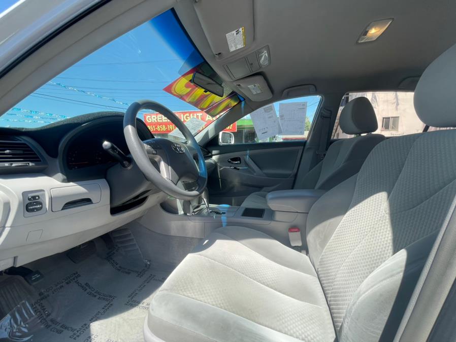 2009 Toyota Camry LE Sedan 4D, available for sale in Corona, California | Green Light Auto. Corona, California 2009 Toyota Camry LE Sedan 4D, available for sale in Corona, California | Green Light Auto. Corona, California