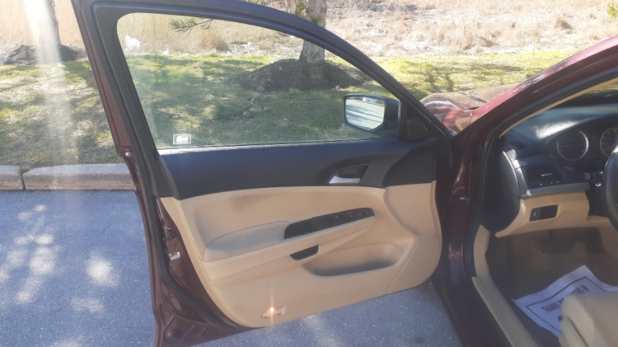 2012 Honda Accord Sdn 4dr I4 Auto LX PZEV, available for sale in Revere, Massachusetts | Wonderland Auto. Revere, Massachusetts 2012 Honda Accord Sdn 4dr I4 Auto LX PZEV, available for sale in Revere, Massachusetts | Wonderland Auto. Revere, Massachusetts