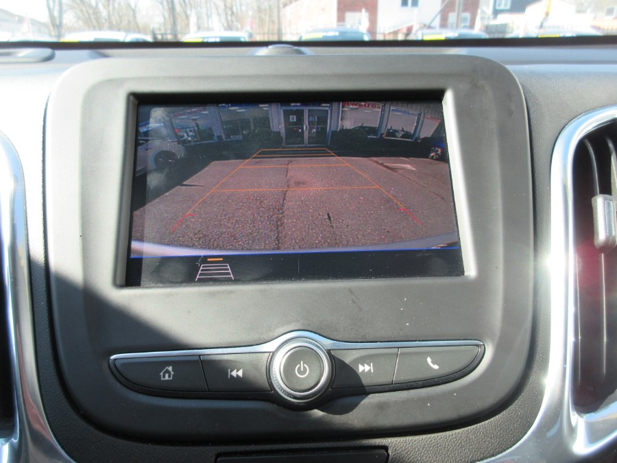 2020 Chevrolet Equinox FWD 4dr LT w/1LT, available for sale in Linden, New Jersey | Route 27 Auto Mall. Linden, New Jersey 2020 Chevrolet Equinox FWD 4dr LT w/1LT, available for sale in Linden, New Jersey | Route 27 Auto Mall. Linden, New Jersey