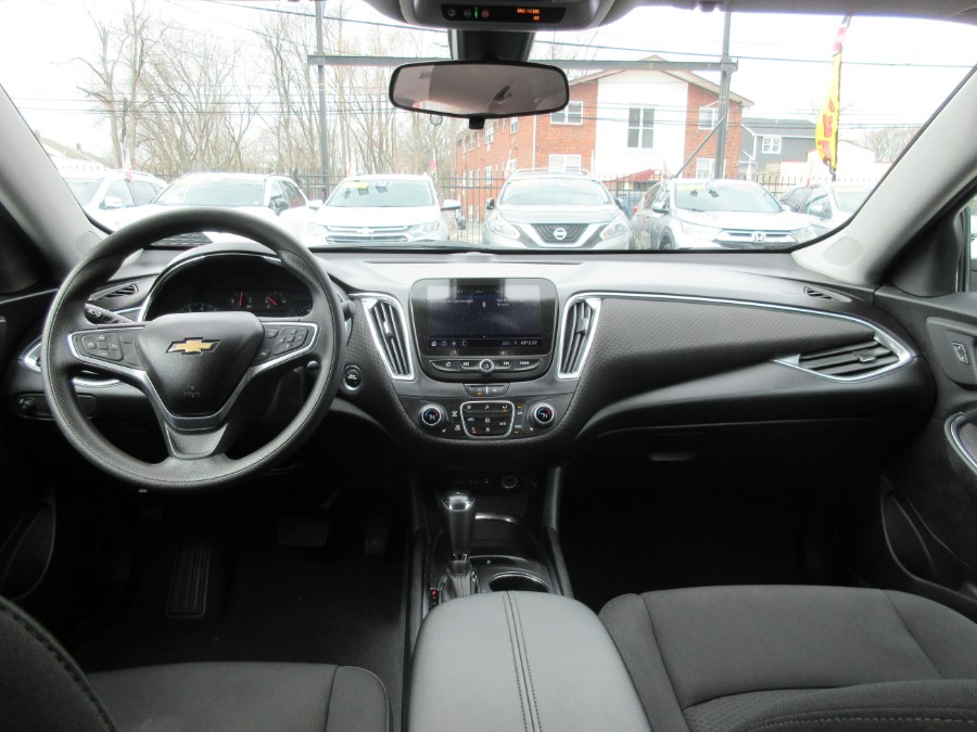 2020 Chevrolet Malibu 4dr Sdn LT, available for sale in Linden, New Jersey | Route 27 Auto Mall. Linden, New Jersey 2020 Chevrolet Malibu 4dr Sdn LT, available for sale in Linden, New Jersey | Route 27 Auto Mall. Linden, New Jersey
