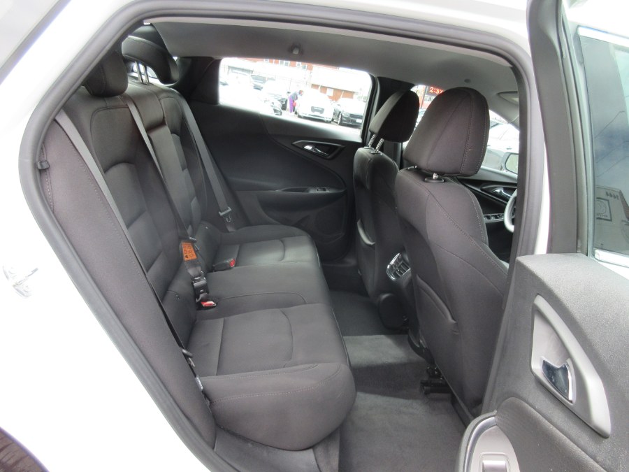 2020 Chevrolet Malibu 4dr Sdn LT, available for sale in Linden, New Jersey | Route 27 Auto Mall. Linden, New Jersey 2020 Chevrolet Malibu 4dr Sdn LT, available for sale in Linden, New Jersey | Route 27 Auto Mall. Linden, New Jersey