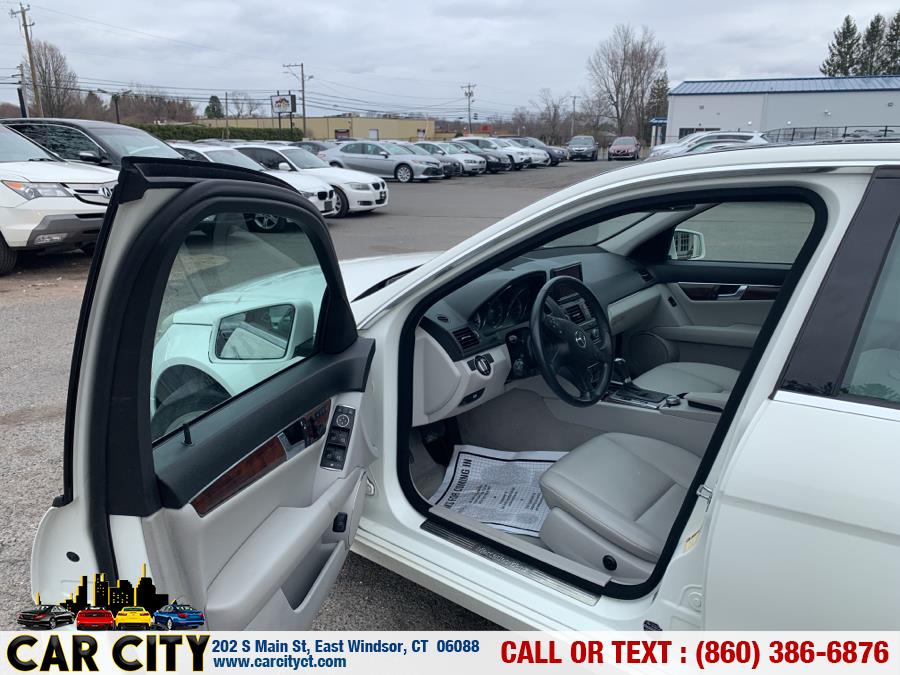 Used Mercedes-Benz C-Class 4dr Sdn C300 Sport 4MATIC 2010 | Car City LLC. East Windsor, Connecticut Used Mercedes-Benz C-Class 4dr Sdn C300 Sport 4MATIC 2010 | Car City LLC. East Windsor, Connecticut