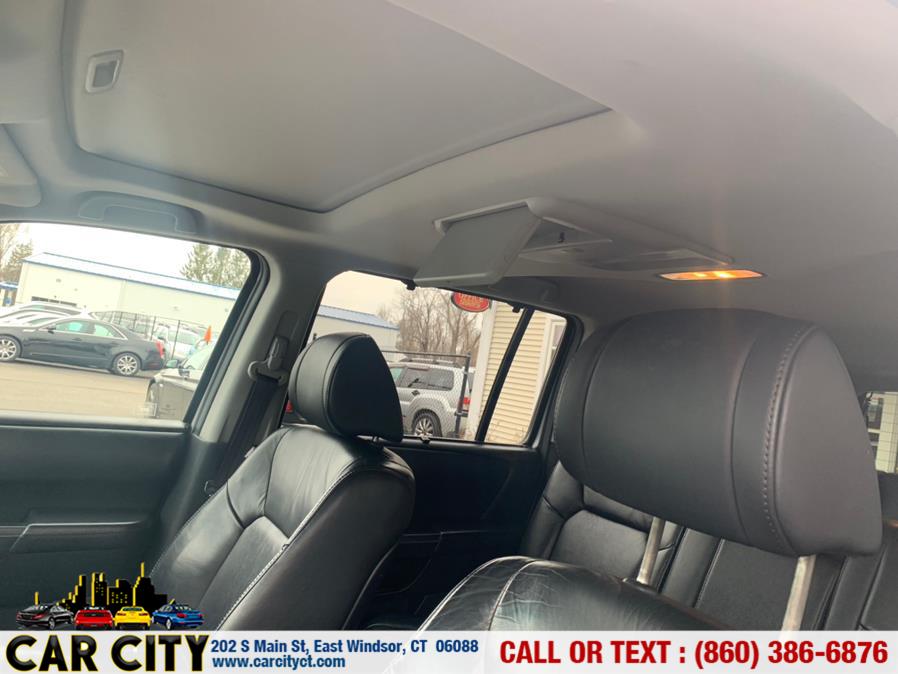Used Honda Pilot 4WD 4dr Touring w/RES & Navi 2011 | Car City LLC. East Windsor, Connecticut Used Honda Pilot 4WD 4dr Touring w/RES & Navi 2011 | Car City LLC. East Windsor, Connecticut